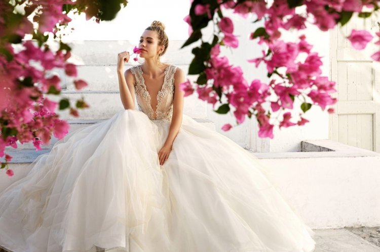 Дорогое свадебное платье La Sposa